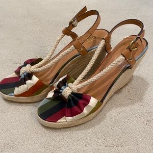 NWOT Coach espadrilles w/ satin colorful peep toe